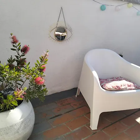 בית נופש Maison De Village Familiale Pont Du Gard, Toit Terrasse, Barbecue, Fibre *