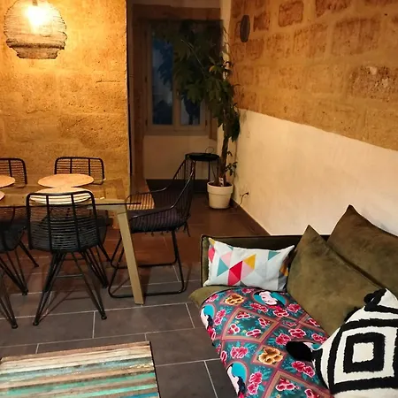 Maison De Village Familiale Pont Du Gard, Toit Terrasse, Barbecue, Fibre * ור פון דו גאר